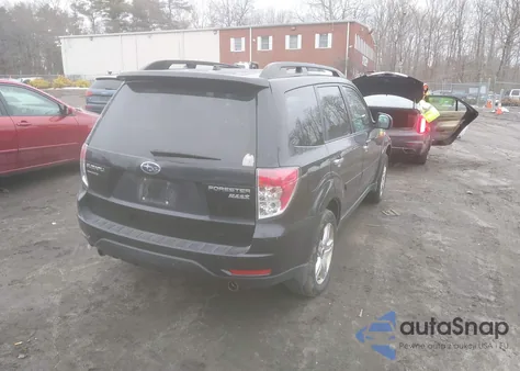 2010 Subaru Forester 2.5X Premium z USA, uszkodzony, nr VIN JF2SH6CC5AH916557